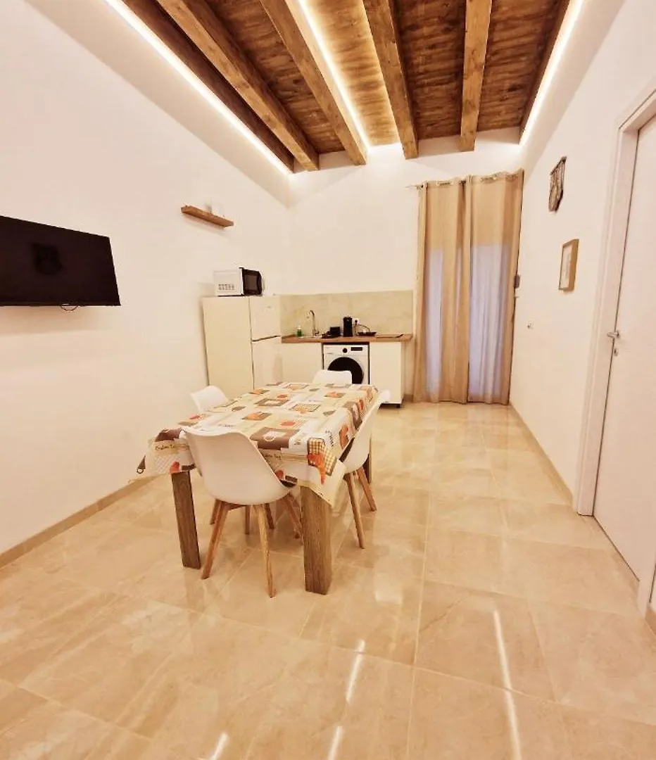 Apartment Porta Garibaldi Holiday Houses Catania