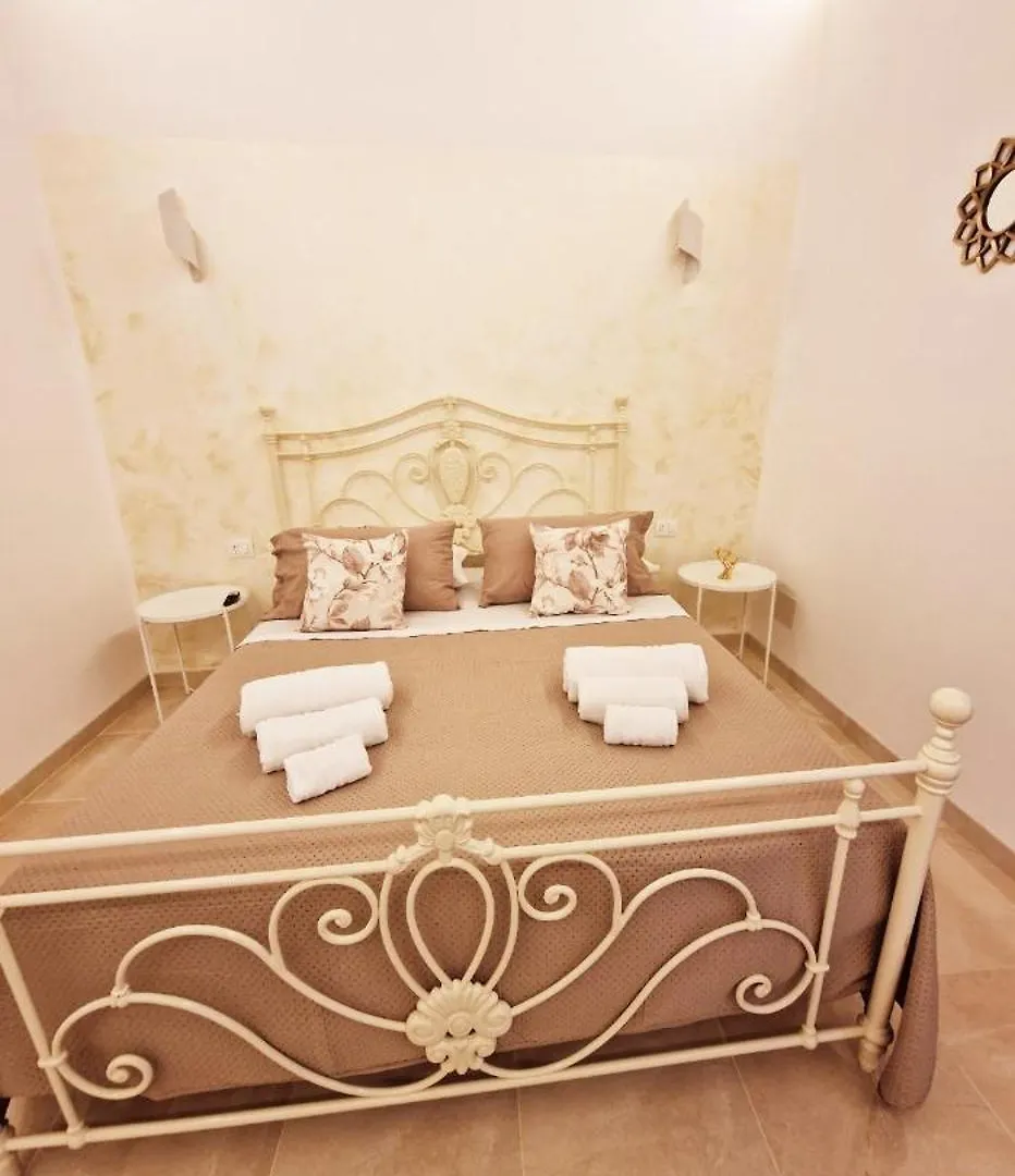 Apartment Porta Garibaldi Holiday Houses Catania