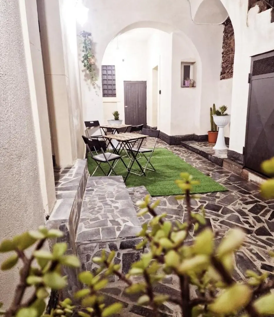 Apartment Porta Garibaldi Holiday Houses Catania Italy